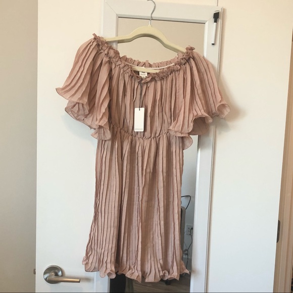 Vici Dresses & Skirts - Off the shoulder dress